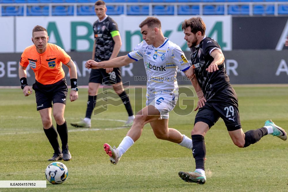 Dynamo and Zorya play to 2-2 draw in Ukrainian Premier League match in Kyiv