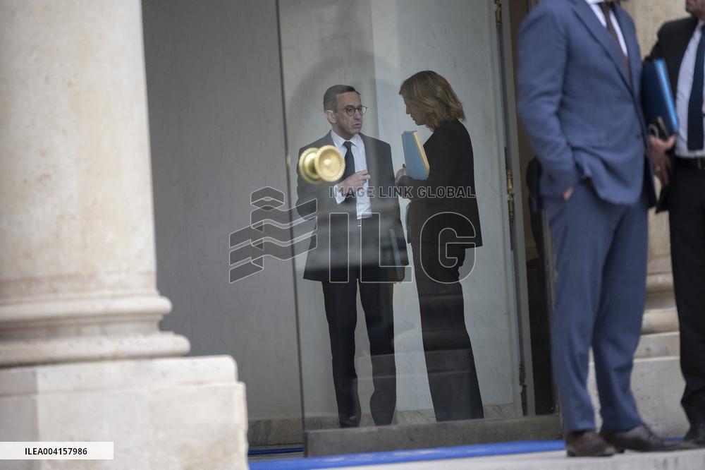 Weekly Cabinet Meeting - Paris