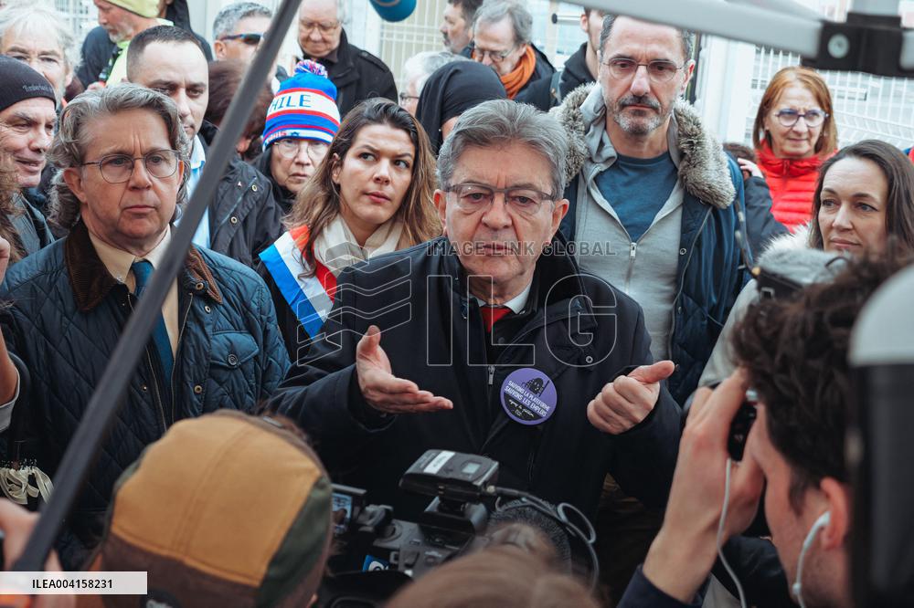 Melenchon Meets Union Members of The Vencorex Chemical Plant - Pont-de-Claix