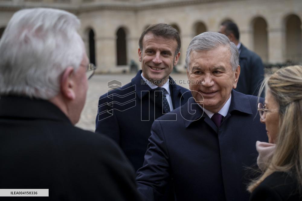 Welcome Ceremony of Uzbekistan President at the Invalides - Paris