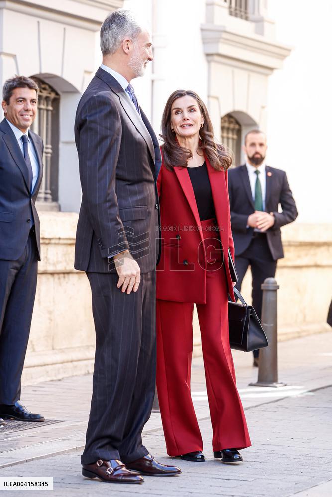 Royals return to Valencia to meet with businessmen and social entitie