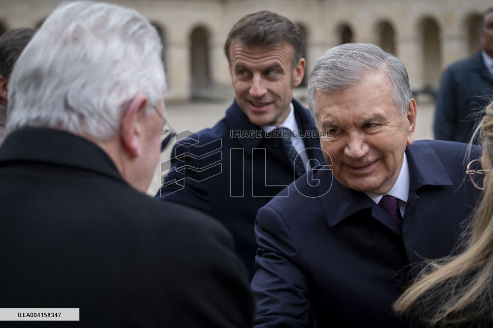 Welcome Ceremony of Uzbekistan President at the Invalides - Paris
