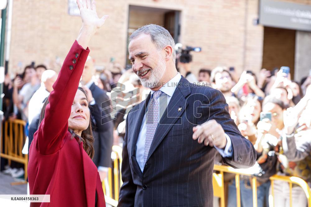 Royals return to Valencia to meet with businessmen and social entitie