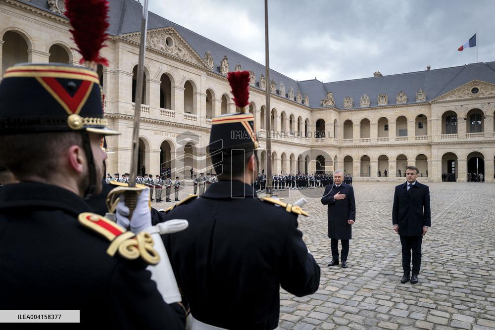 Welcome Ceremony of Uzbekistan President at the Invalides - Paris