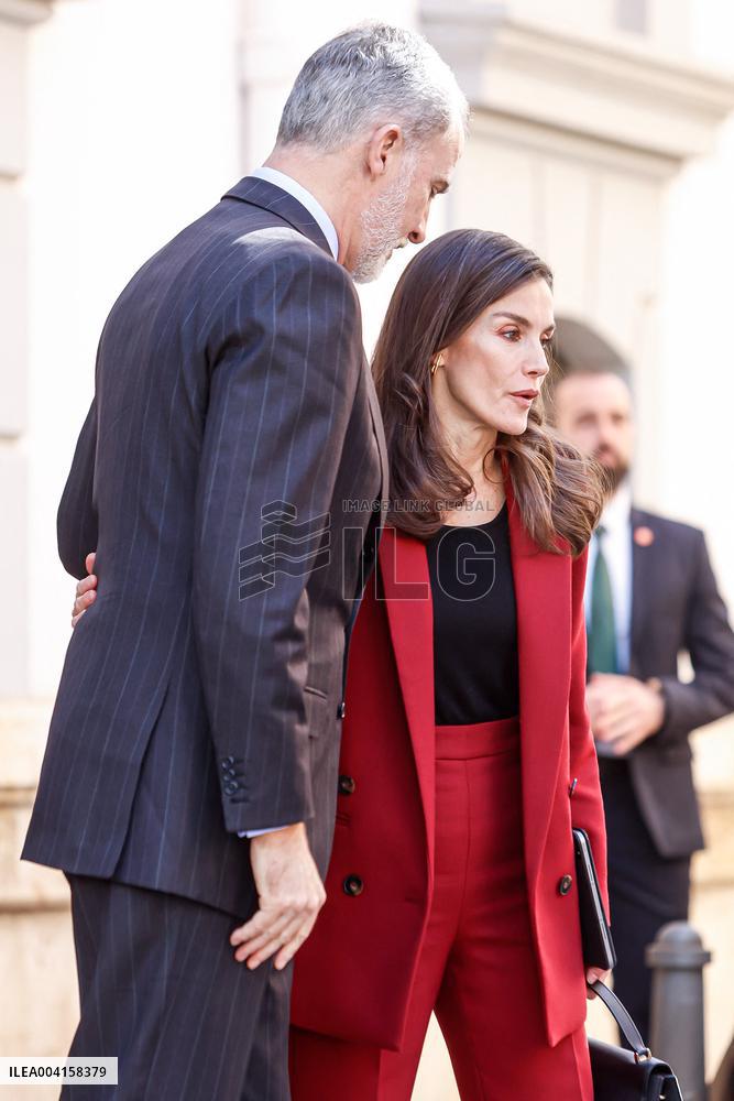 Royals return to Valencia to meet with businessmen and social entitie