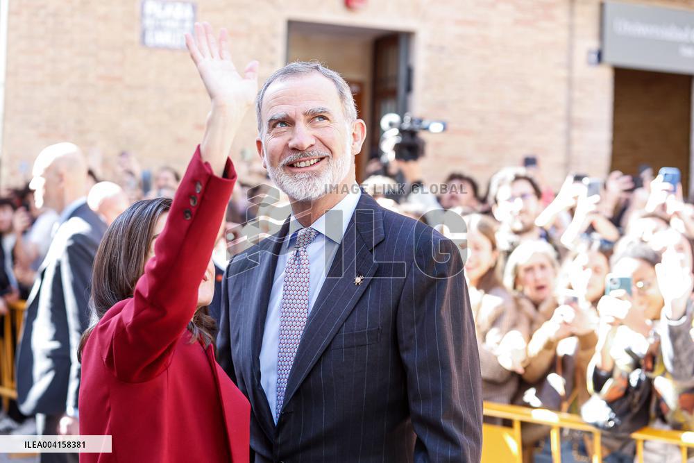 Royals return to Valencia to meet with businessmen and social entitie