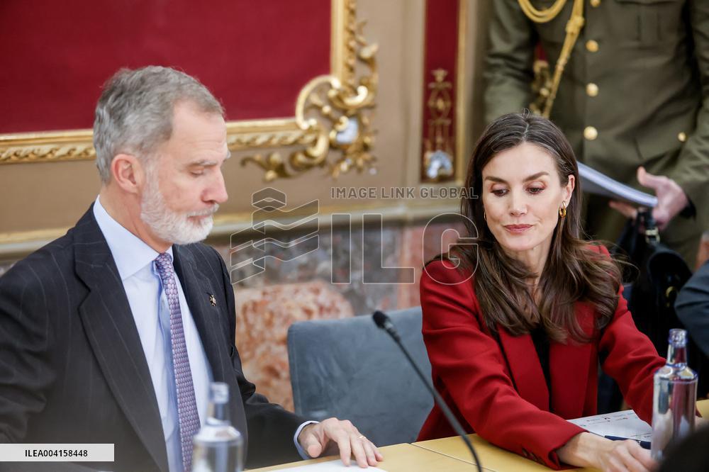 Royals return to Valencia to meet with businessmen and social entitie