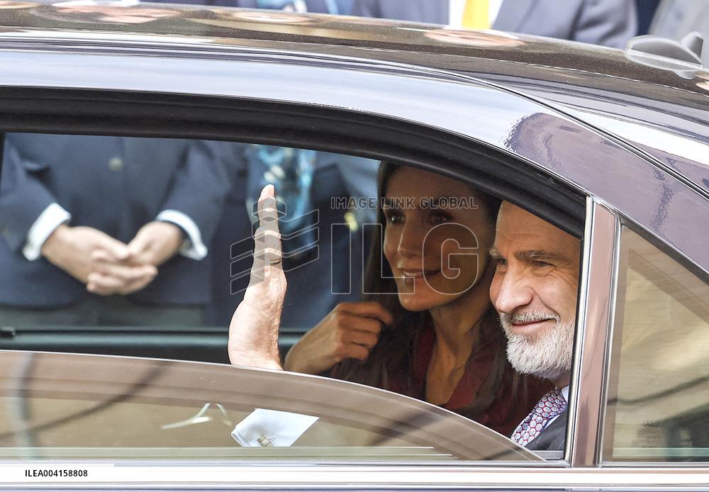 Royals return to Valencia to meet with businessmen and social entities