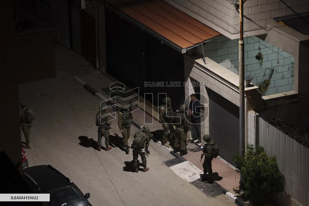 Israel army demolishes home after forcing residents to leave - West Bank