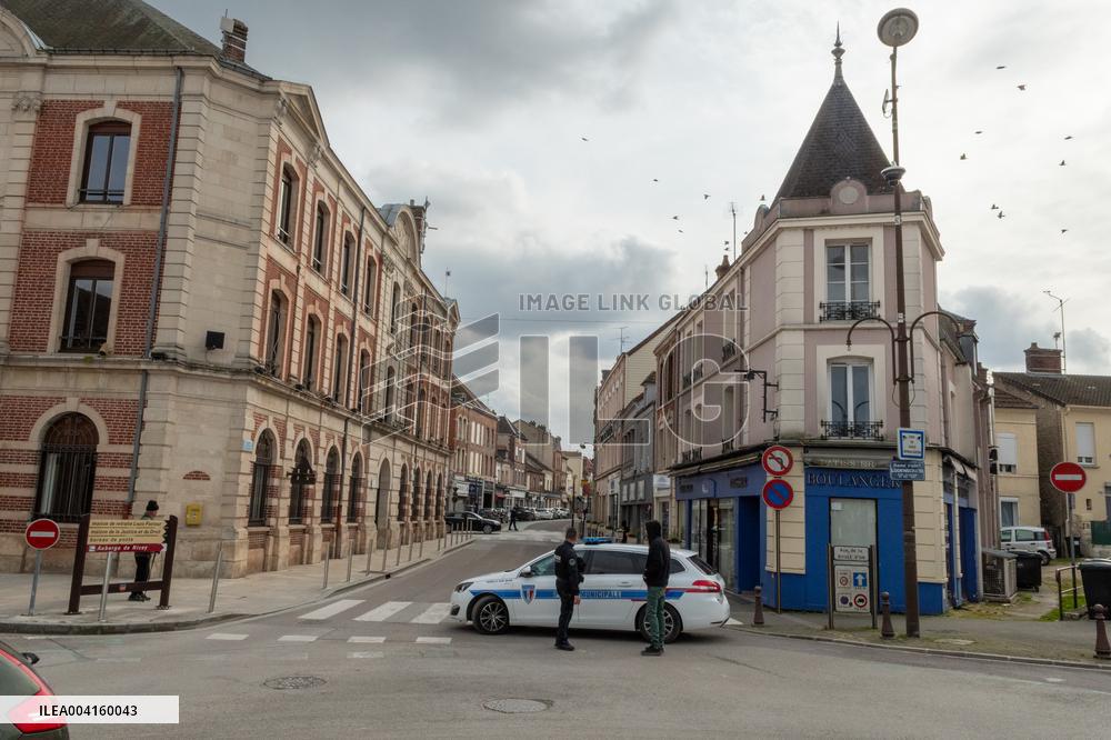 The day after the hostage-taking at an LCL branch - Romilly-sur-Seine