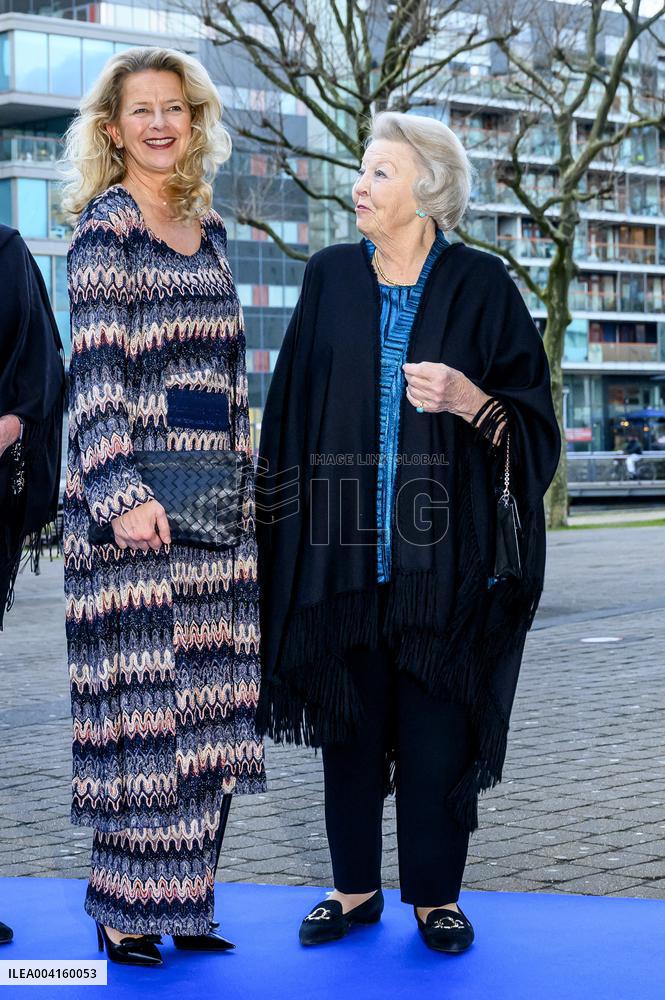 Princess Beatrix and Princess Mabel at the Prince Friso Engineering Award