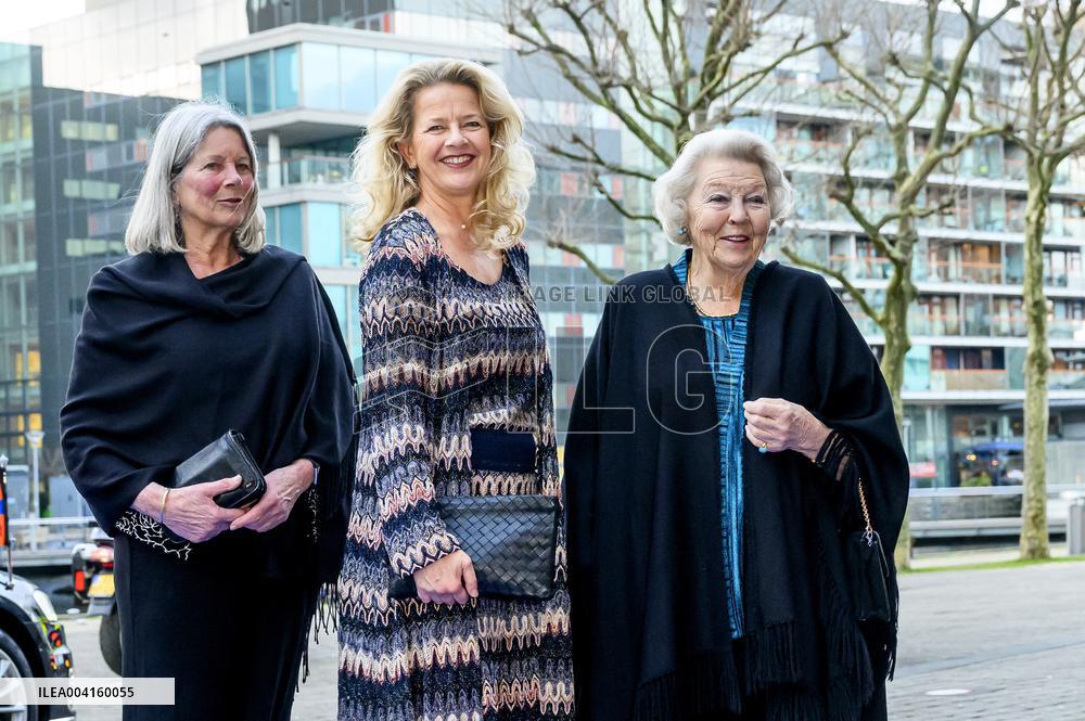 Princess Beatrix and Princess Mabel at the Prince Friso Engineering Award