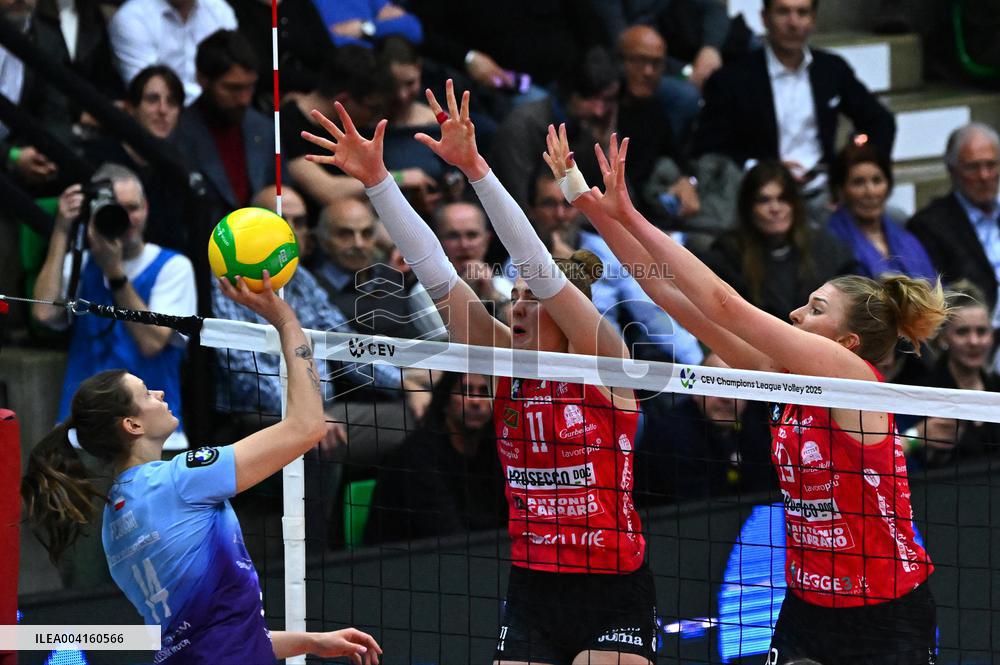 VOLLEY - Champions League Women - A. Carraro Imoco Conegliano vs  Developres Rzeszow