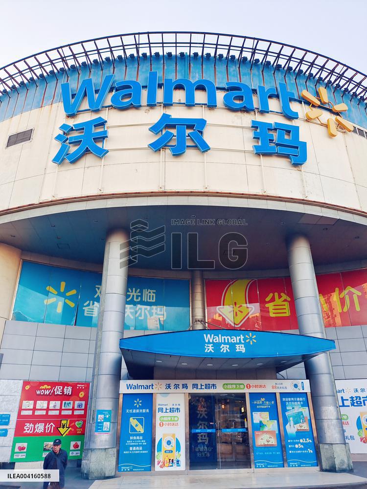 Walmart Supermarket in Shanghai