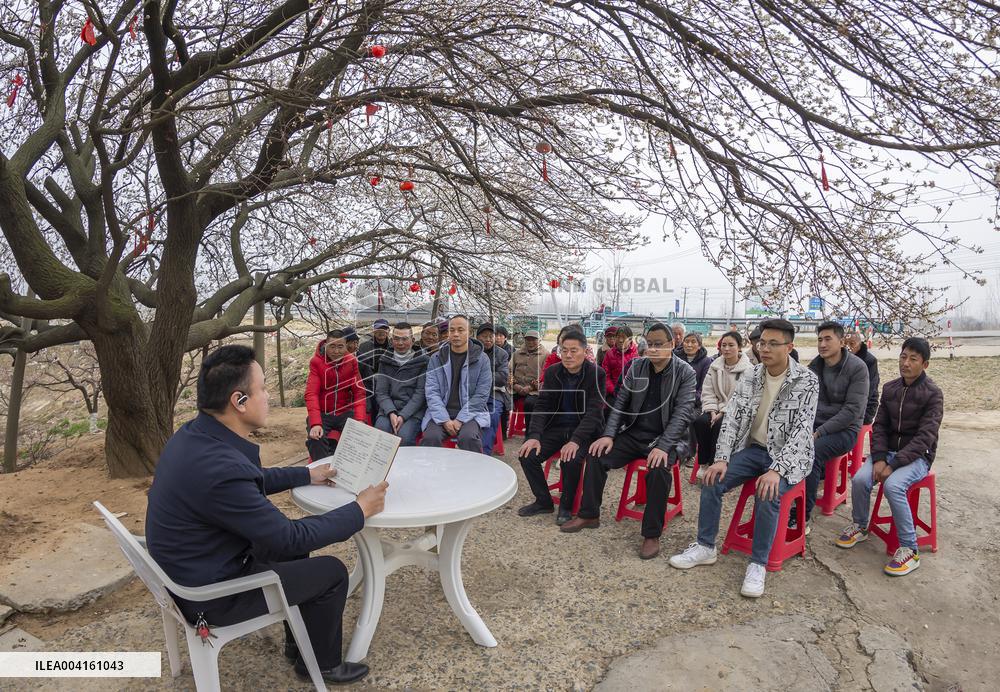 Villagers Participate in Themed CPC Activities in Suqian