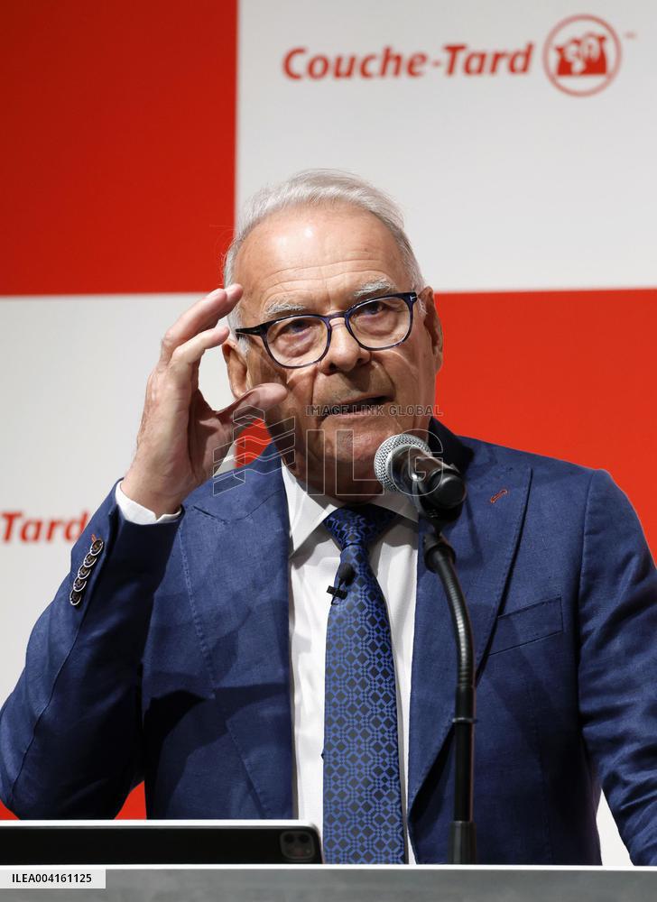 Alimentation Couche-Tard execs in Tokyo