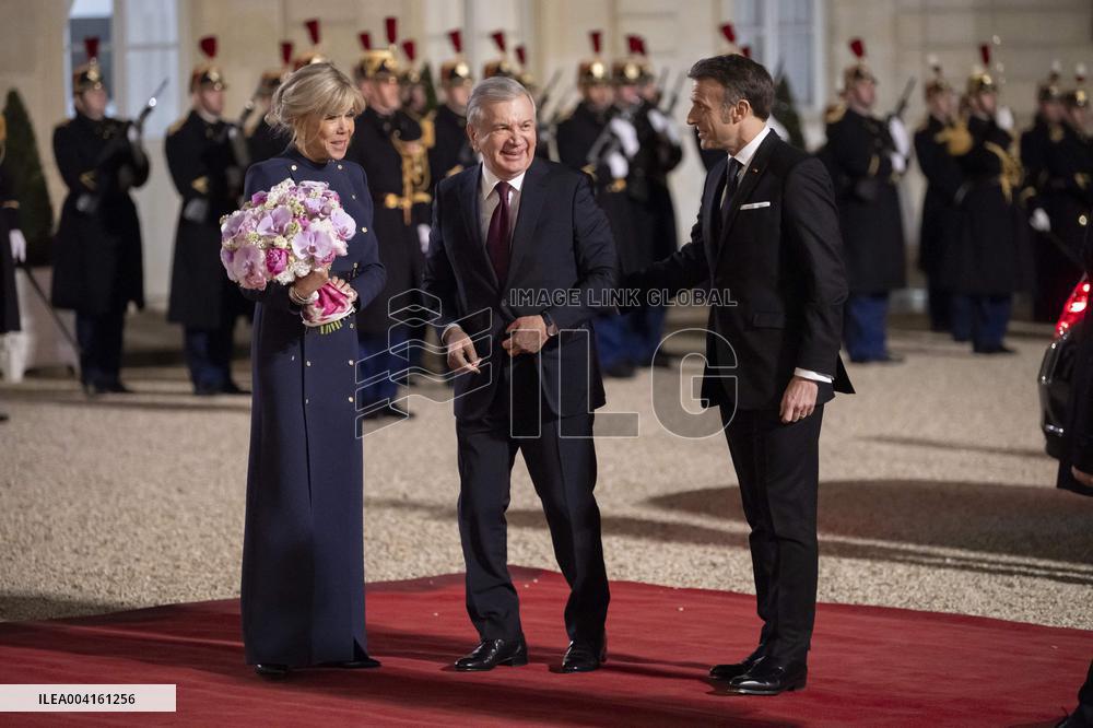 State Dinner For Uzbekistan's President At Elysee Palace - Paris