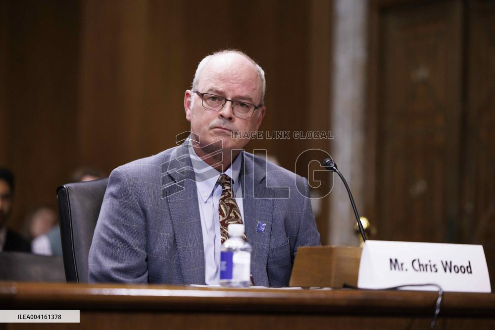 Senate Hearing on Federal Mineral Mining Regulations - Washington