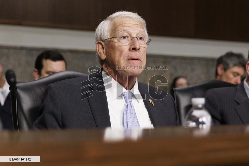 Senate Hearing on Federal Mineral Mining Regulations - Washington