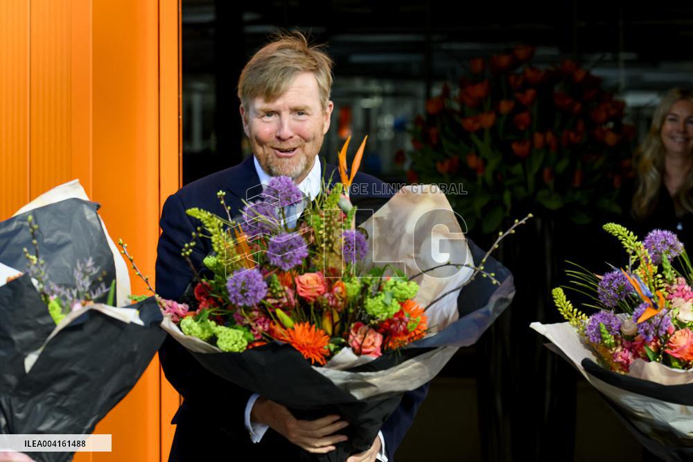 King Willem Alexander Visits Hem Pepper and Tulip Growers