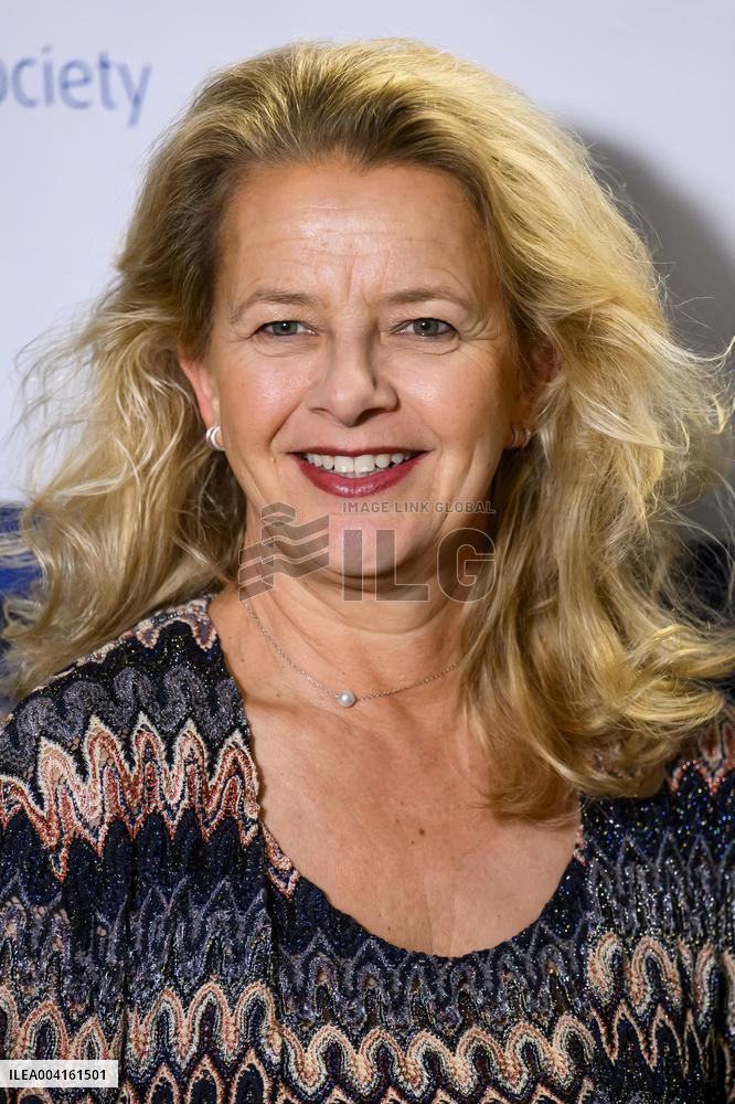 Princess Beatrix and Princess Mabel at the Prince Friso Engineering Award, Den Haag, The Netherlands