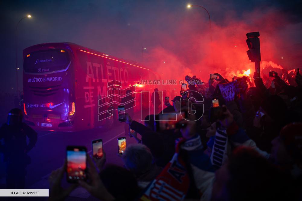 Atletico vs Real Madrid Atmosphere at the Metropolitano