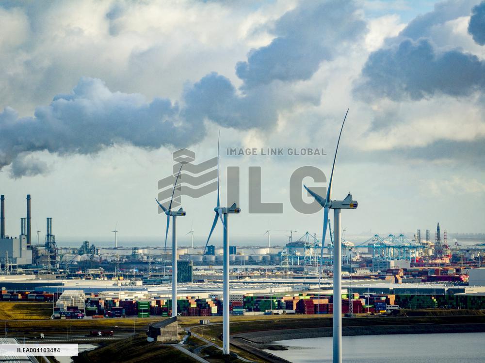 Windmills In Nature Along The Coastline Sea - Rotterdam