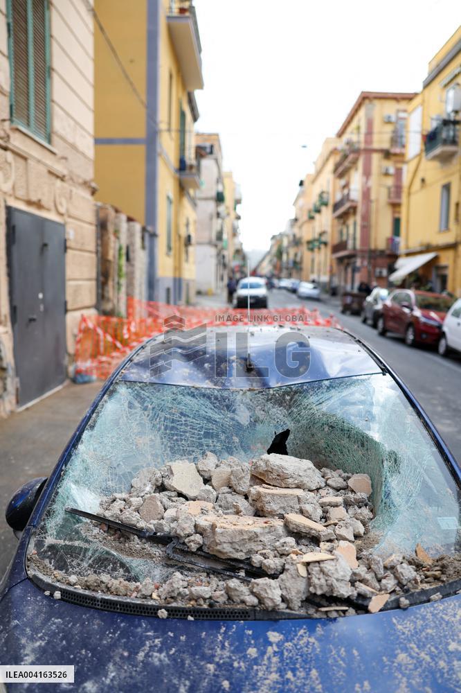 Naples Hit by 4.4 Magnitude Earthquake