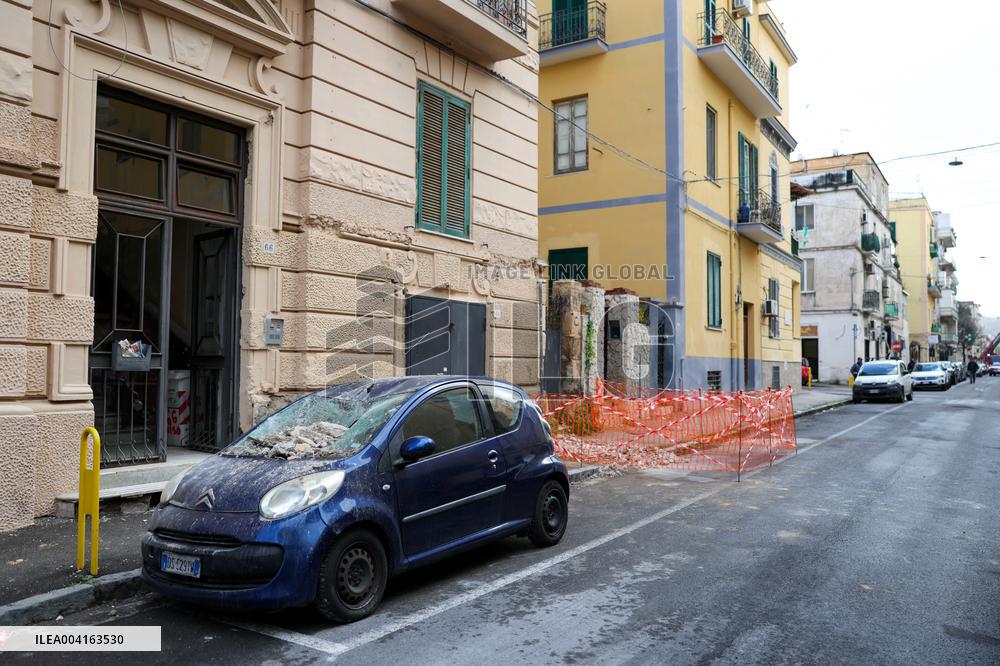 Naples Hit by 4.4 Magnitude Earthquake