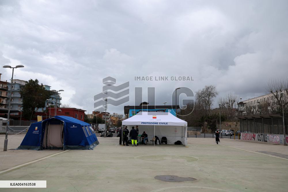 Naples Hit by 4.4 Magnitude Earthquake