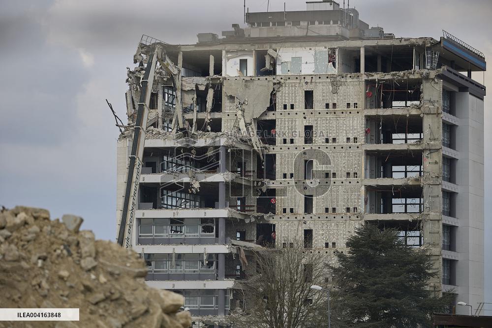 Demolition of Nokia Industrial Site Begins - Essonne