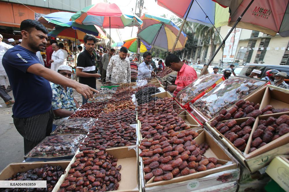 Tropical Fruits Market - Bangladesh