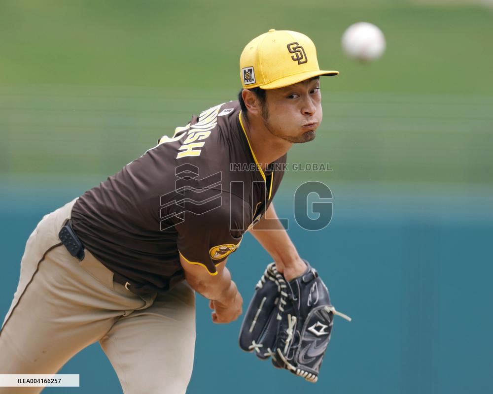 Baseball: MLB spring training