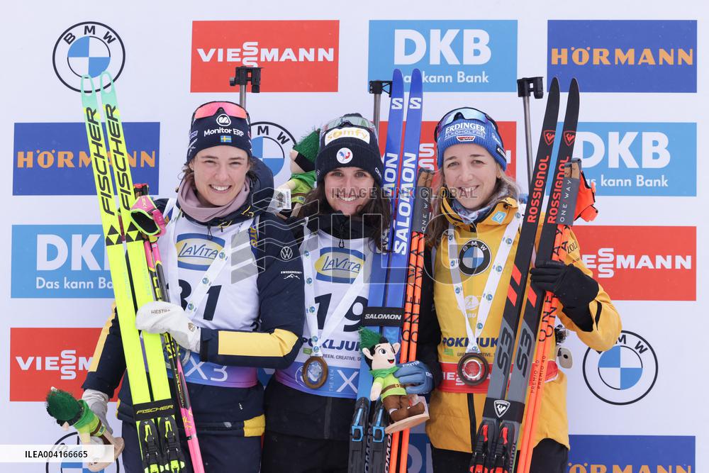 International Biathlon Union World Cup - Julia Simon Wins