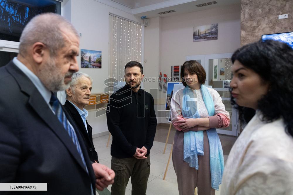 President Zelensky Takes Part in Iftar - Kyiv