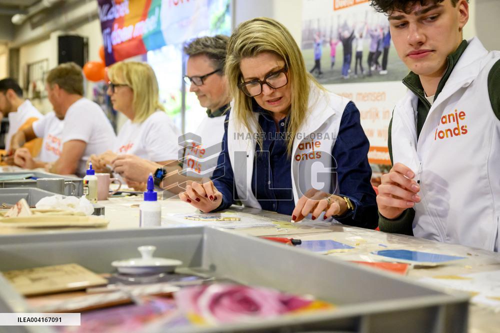 King Willem Alexander And Queen Maxima Participate In NLdoet - Netherlands