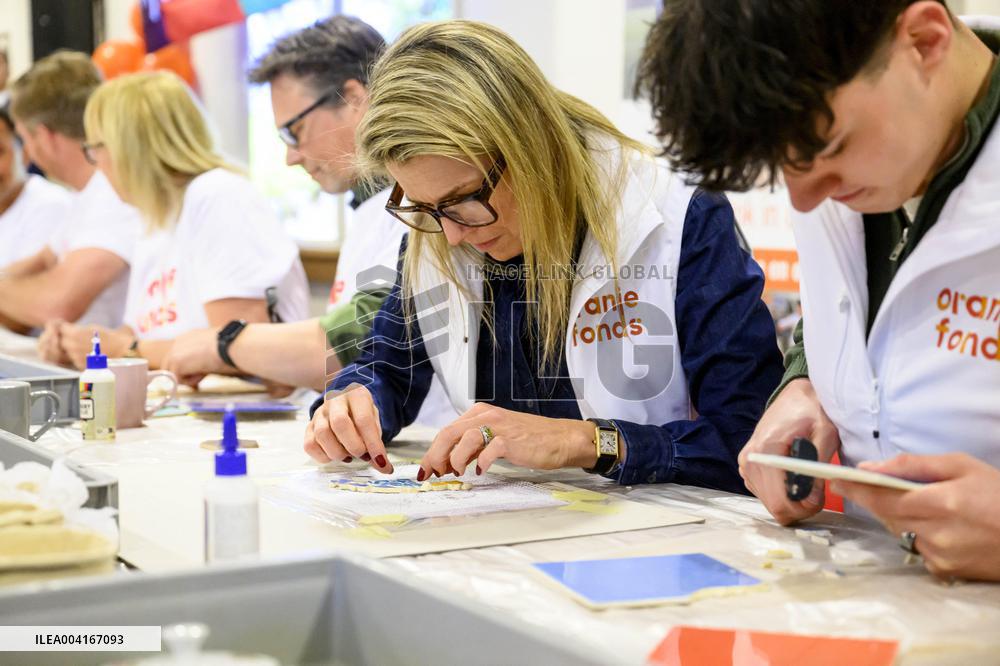 King Willem Alexander And Queen Maxima Participate In NLdoet - Netherlands