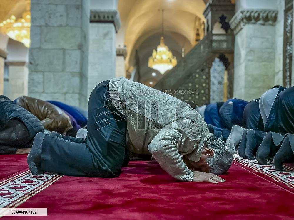 First Tarawih Prayer After 14 Years In Umayyad Mosque - Aleppo