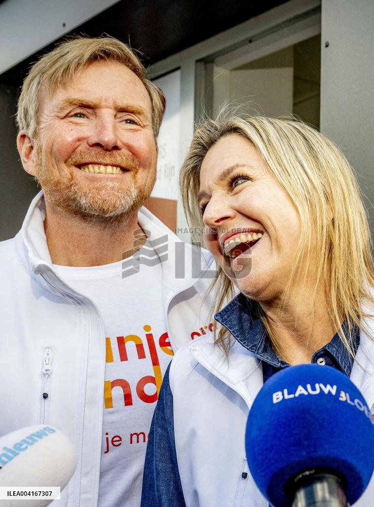 King Willem Alexander And Queen Maxima Participate In NLdoet - Netherlands