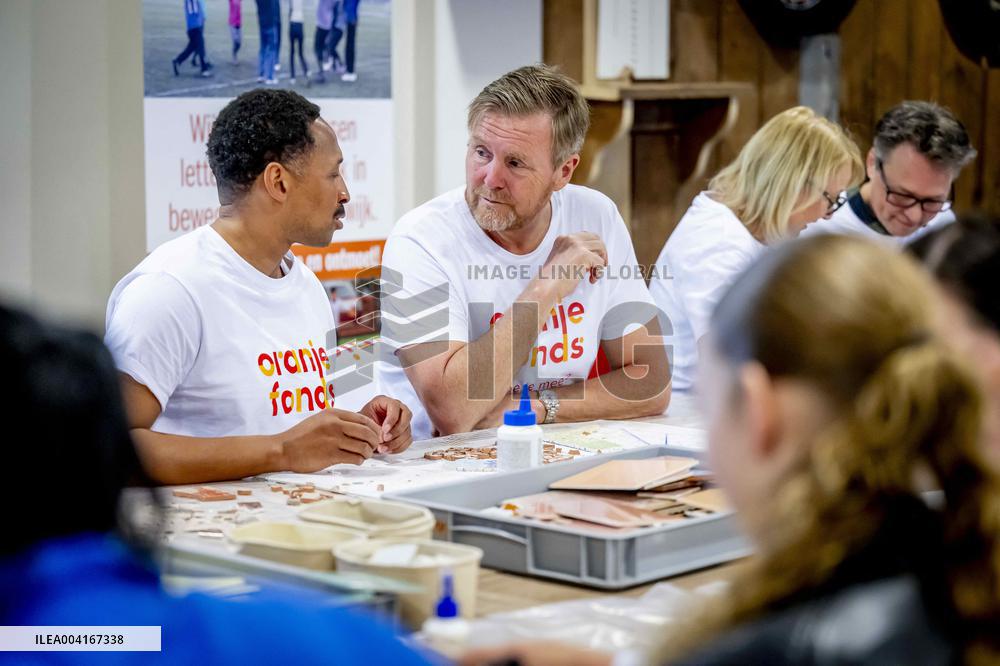 King Willem Alexander And Queen Maxima Participate In NLdoet - Netherlands