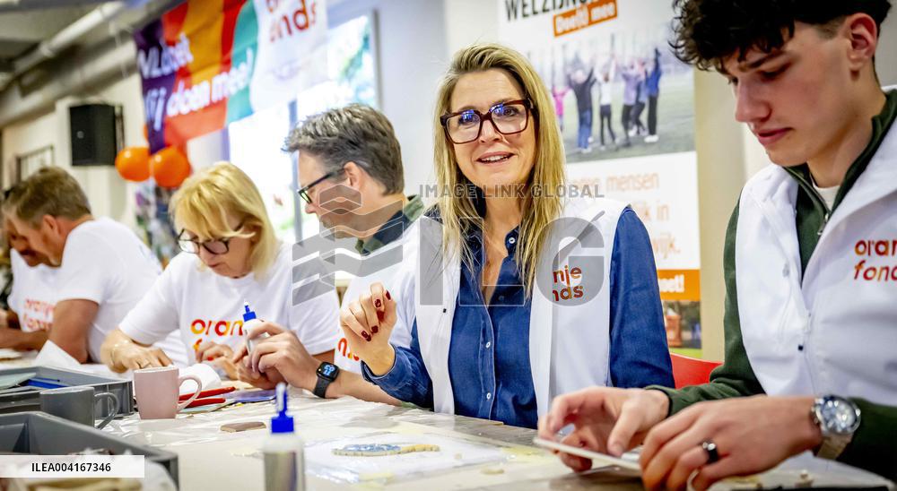 King Willem Alexander And Queen Maxima Participate In NLdoet - Netherlands