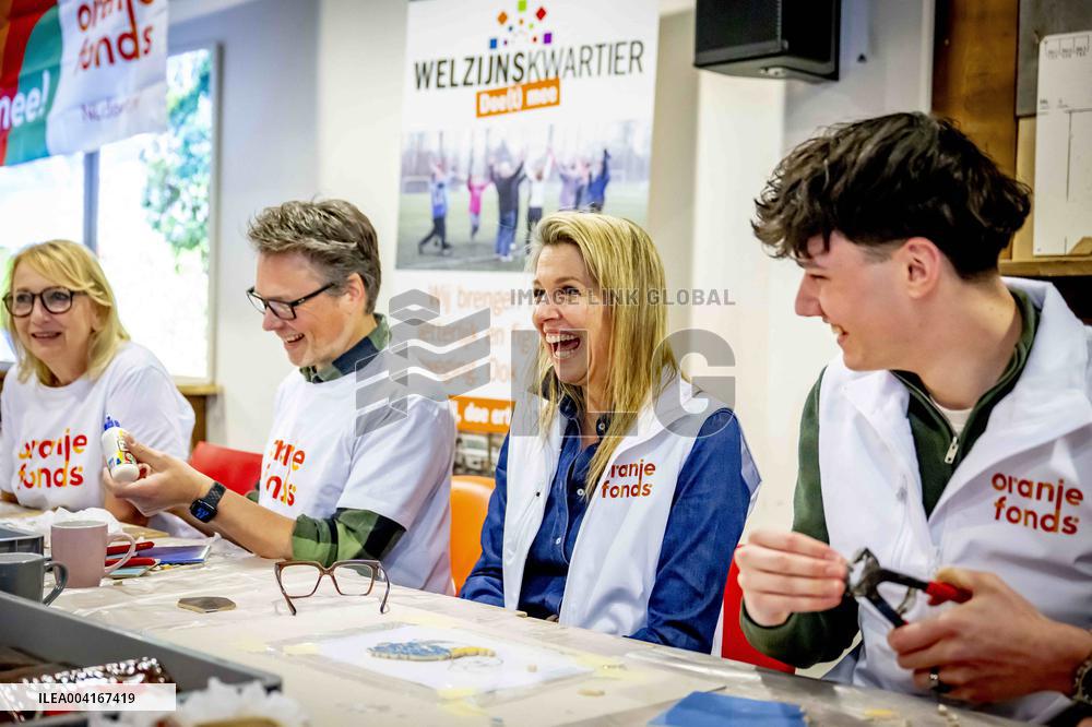 King Willem Alexander And Queen Maxima Participate In NLdoet - Netherlands