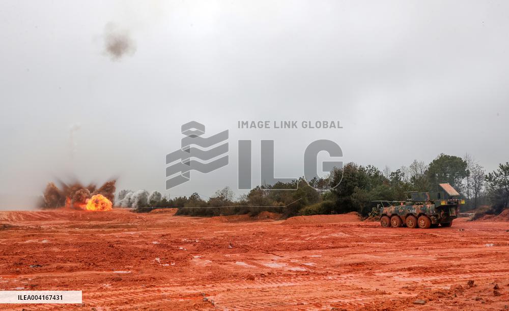 Comprehensive Mine Sweeping Vehicle Live Ammunition Obstacle Breaking Training