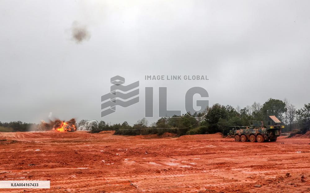 Comprehensive Mine Sweeping Vehicle Live Ammunition Obstacle Breaking Training