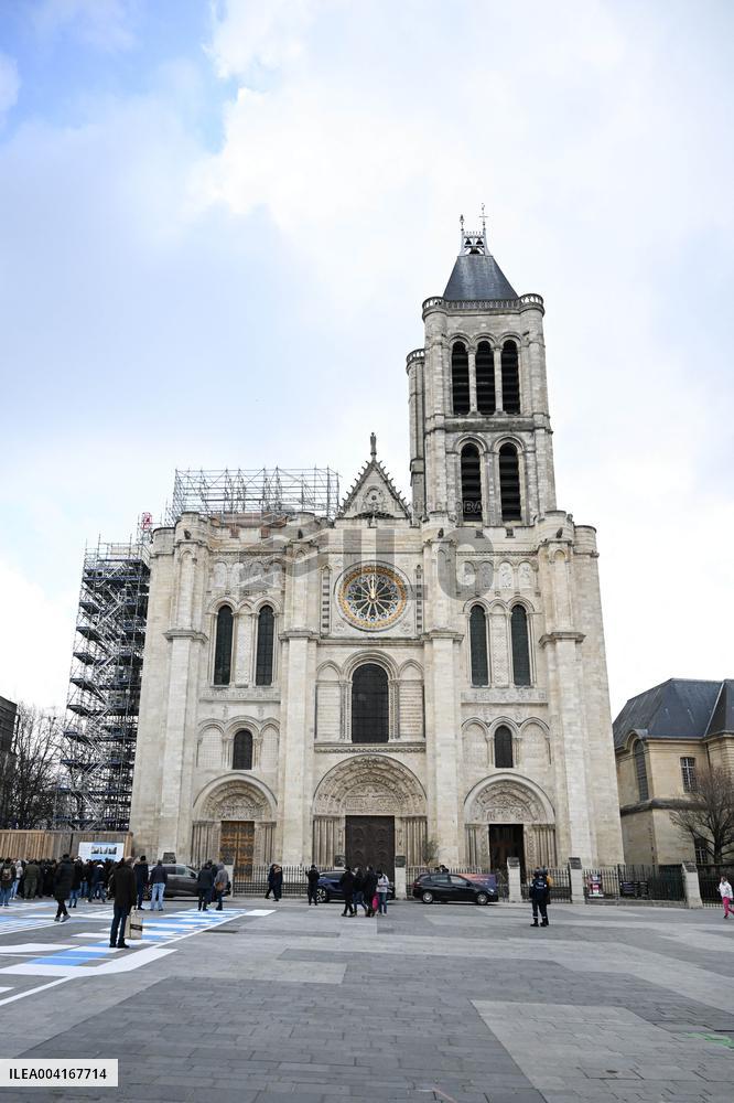Rachida Dati Visits Saint-Denis Basilica - Saint-Denis