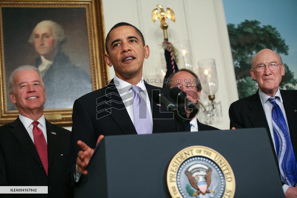 Obama Creates Fiscal Commission