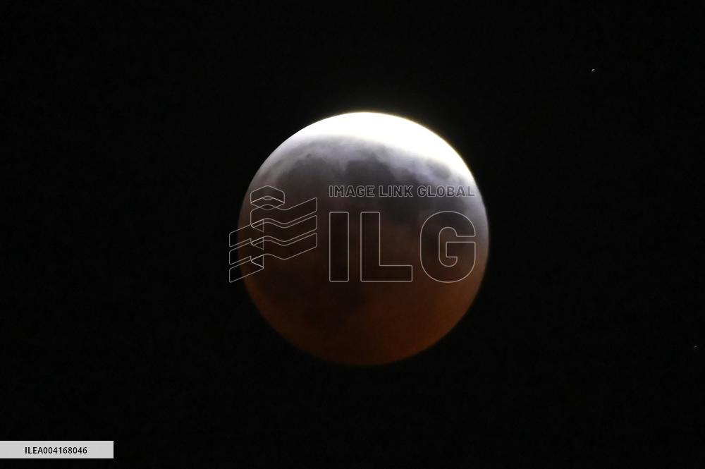 Lunar Eclipse - Mexico