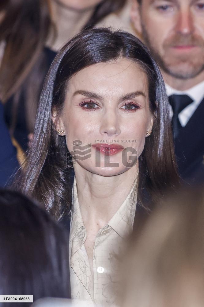 Queen Letizia Attending Princess Girona Arte 2025 Awards