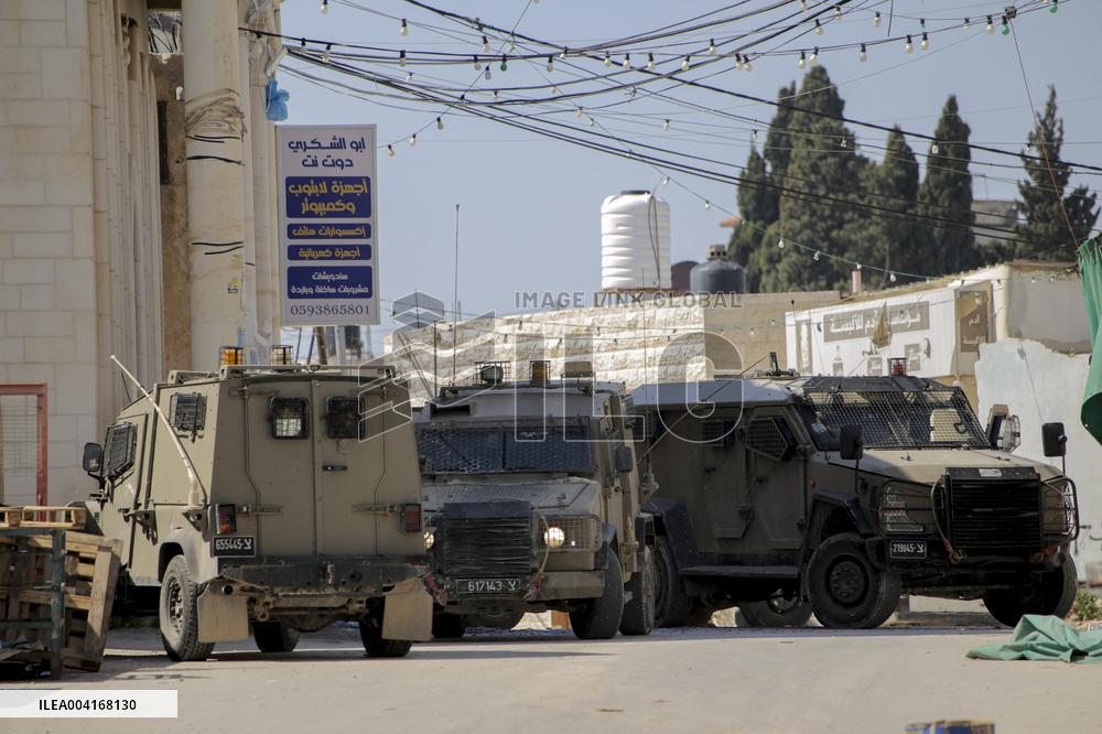 Israeli Army Continues Raids - Palestine