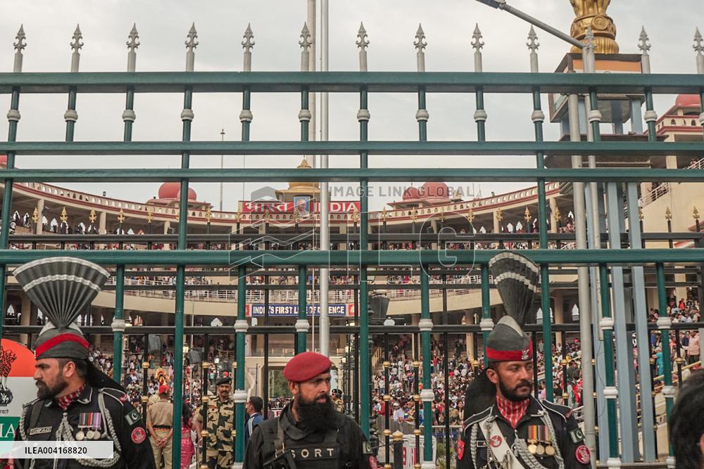 Border Closing Ceremony Between Pakistan And India - Wagah
